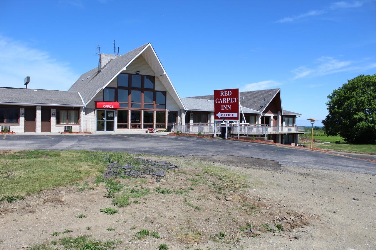 Red Carpet Inn Норт-Ист Экстерьер фото